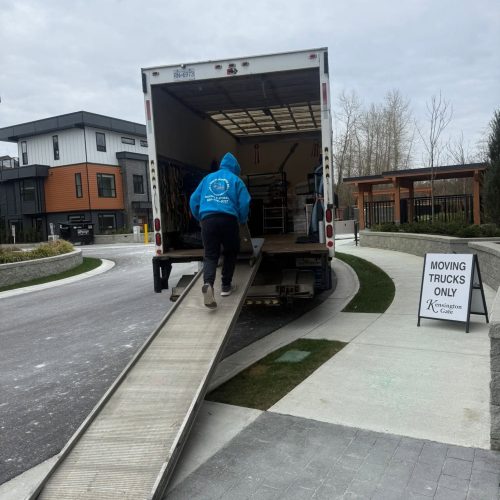 Moving company Baker Trails