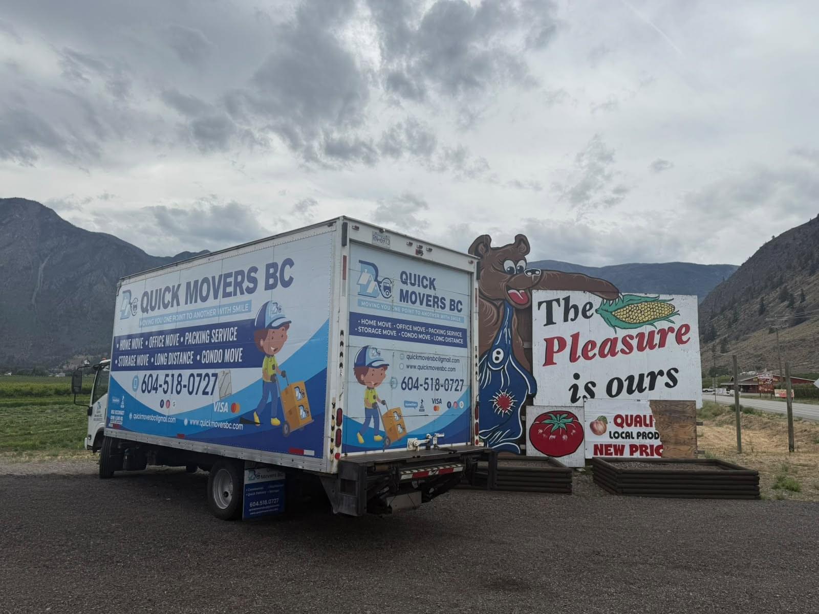 Professional long-distance moving services from Langley Twp with experienced movers handling packing, transportation, and safe delivery of belongings